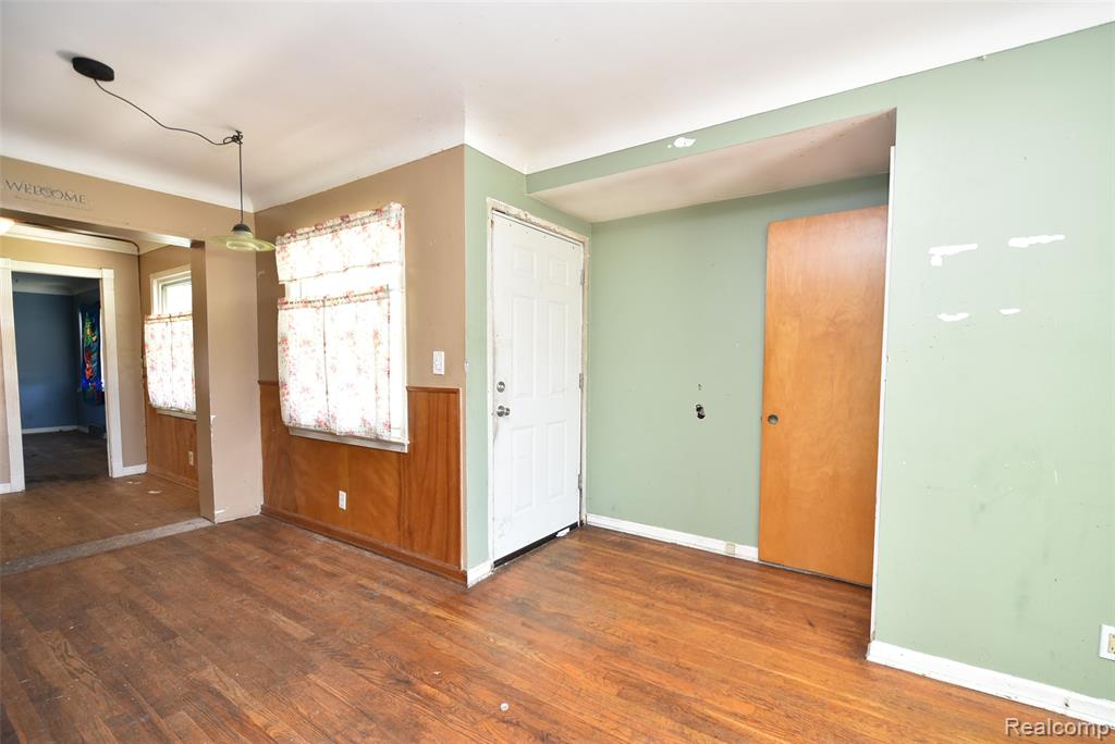 4602 Camden Avenue, Flint, MI 48507 — Photo 17