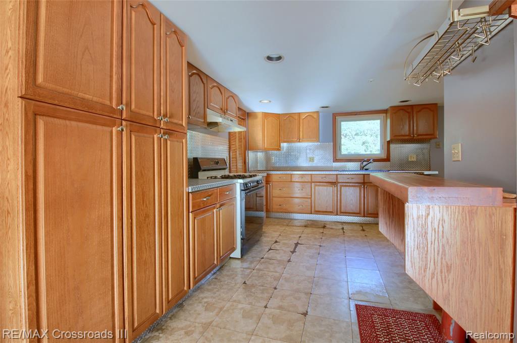 49765 Willis Road, Sumpter, MI 48111 — Photo 14