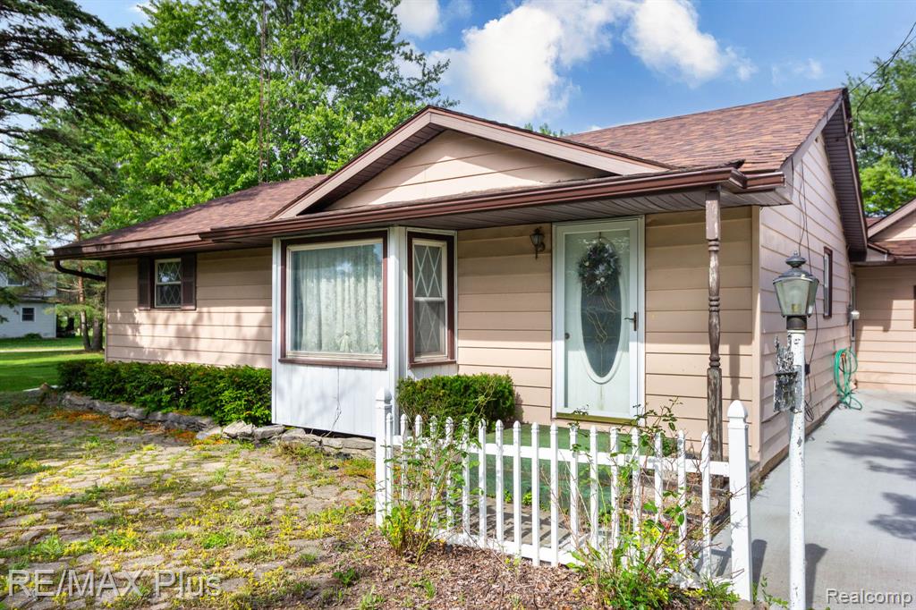 3350 N Belsay Road E, Flint, MI 48506 — Photo 4