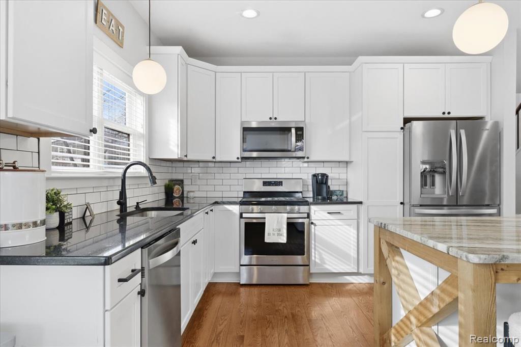 718 N Alexander Avenue, Royal Oak, MI 48067 — Photo 11