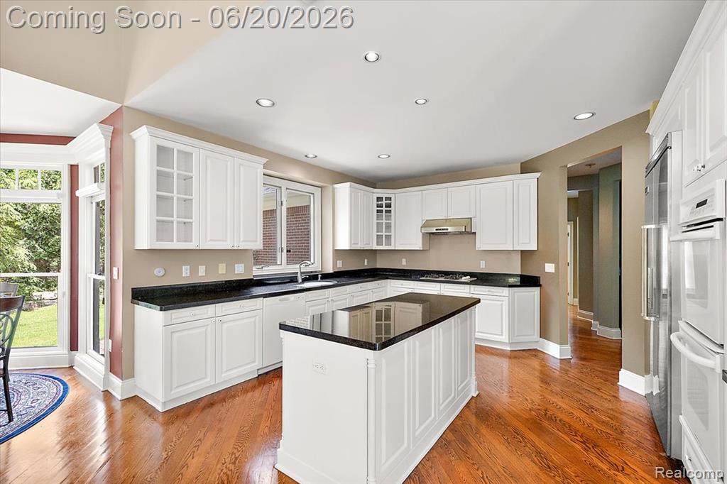 5022 Lone Pine Lane, Bloomfield Hills, MI 48302 — Photo 17