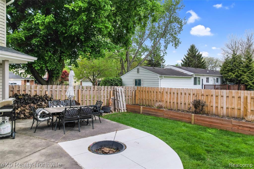 1929 Hopkins Drive, Wixom, MI 48393 — Photo 56