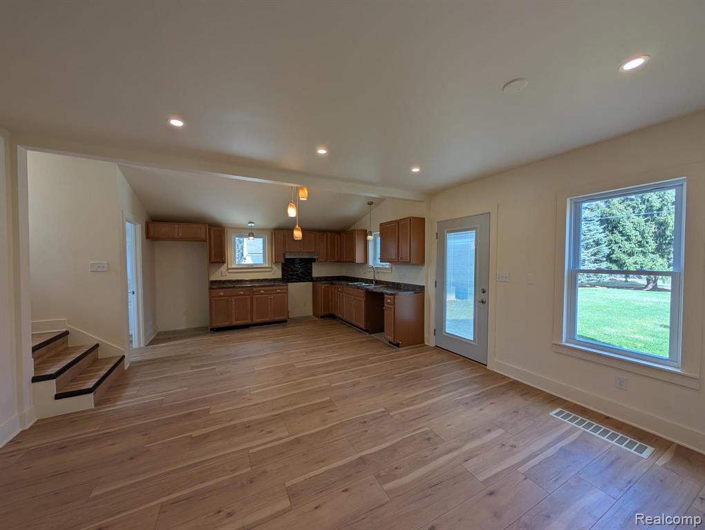 507 Hickory Street, Linden, MI 48451 — Photo 3