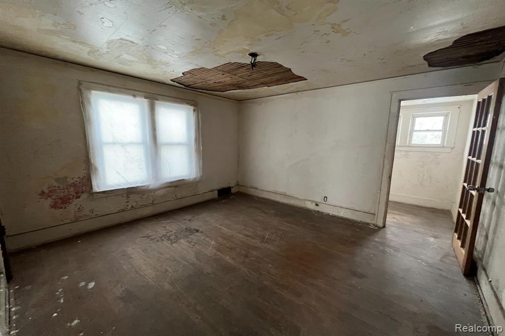 9138 Fischer Street, Detroit, MI 48213 — Photo 13