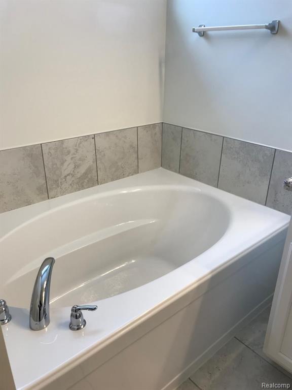 43541 PROSPECT, Novi, MI — Photo 24