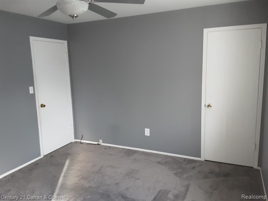41279 S WOODBURY GREEN Drive, Belleville, MI 48111 — Photo 20