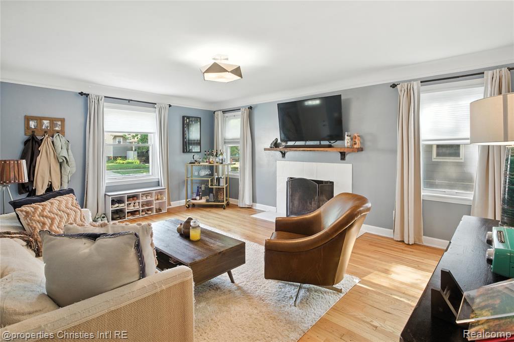 915 W Marshall Street, Ferndale, MI 48220 — Photo 5