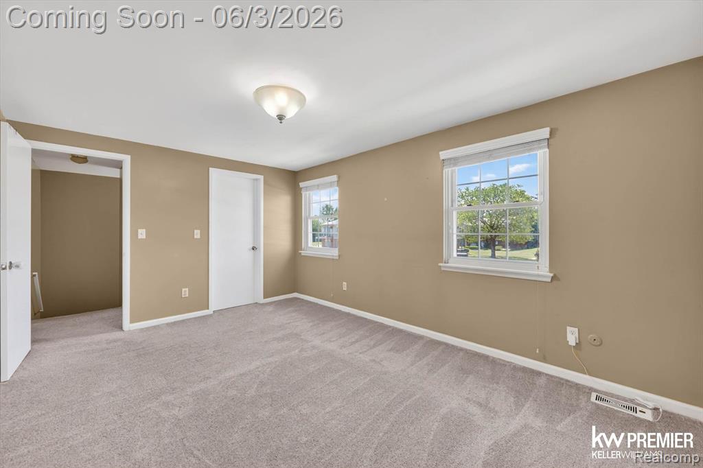 955 Kirts Boulevard, Troy, MI 48084 — Photo 25