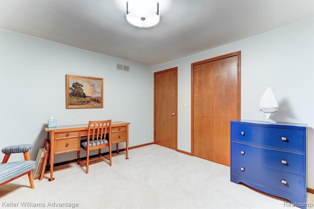 41764 Camden Court, Northville, MI 48168 — Photo 30
