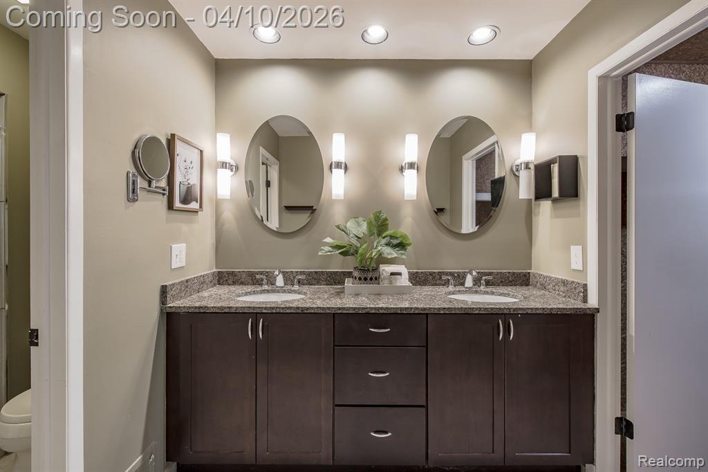 2669 Williamsburg Circle, Auburn Hills, MI 48326 — Photo 25