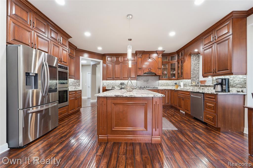 48280 Gladstone Road, Canton, MI 48188 — Photo 15