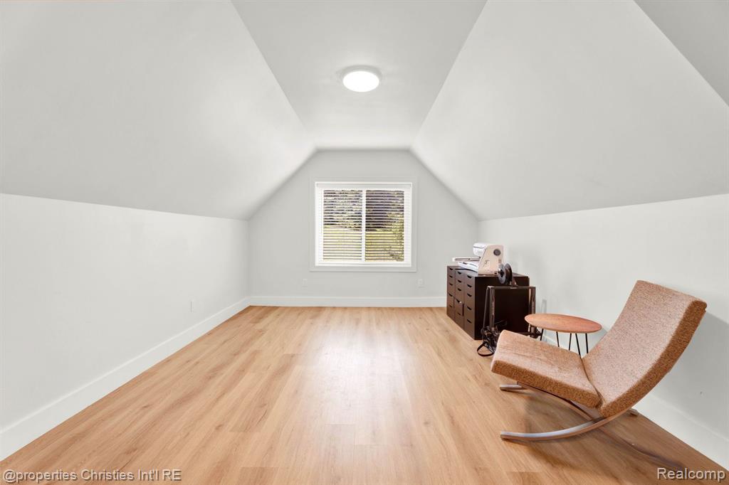 10486 Stoney Point Drive, South Lyon, MI 48178 — Photo 47