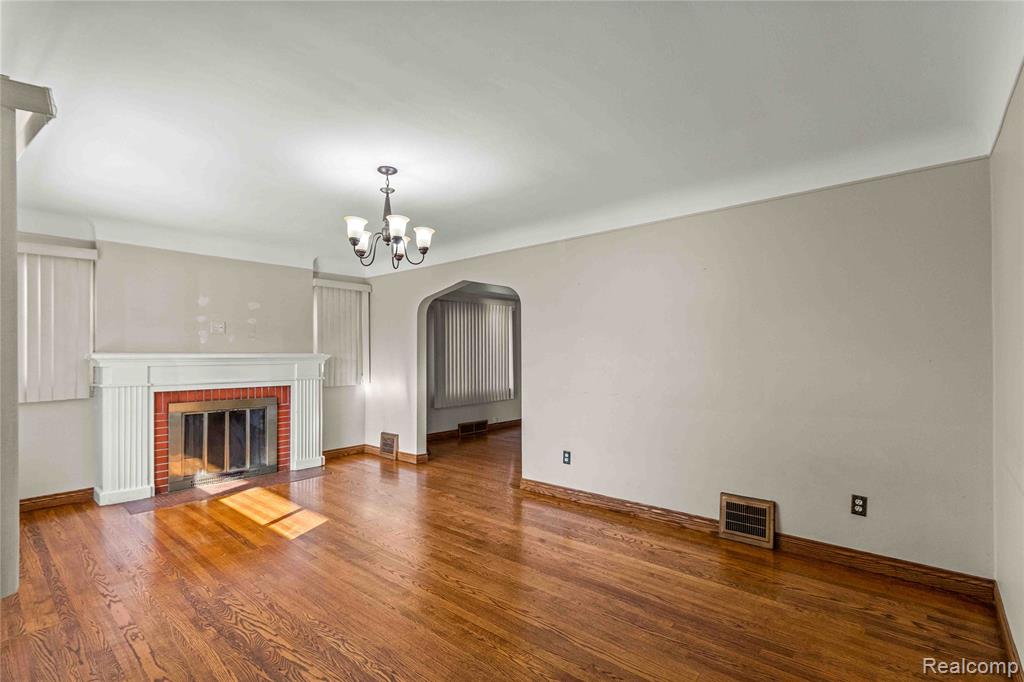 7642 Normile Street, Dearborn, MI 48126 — Photo 4