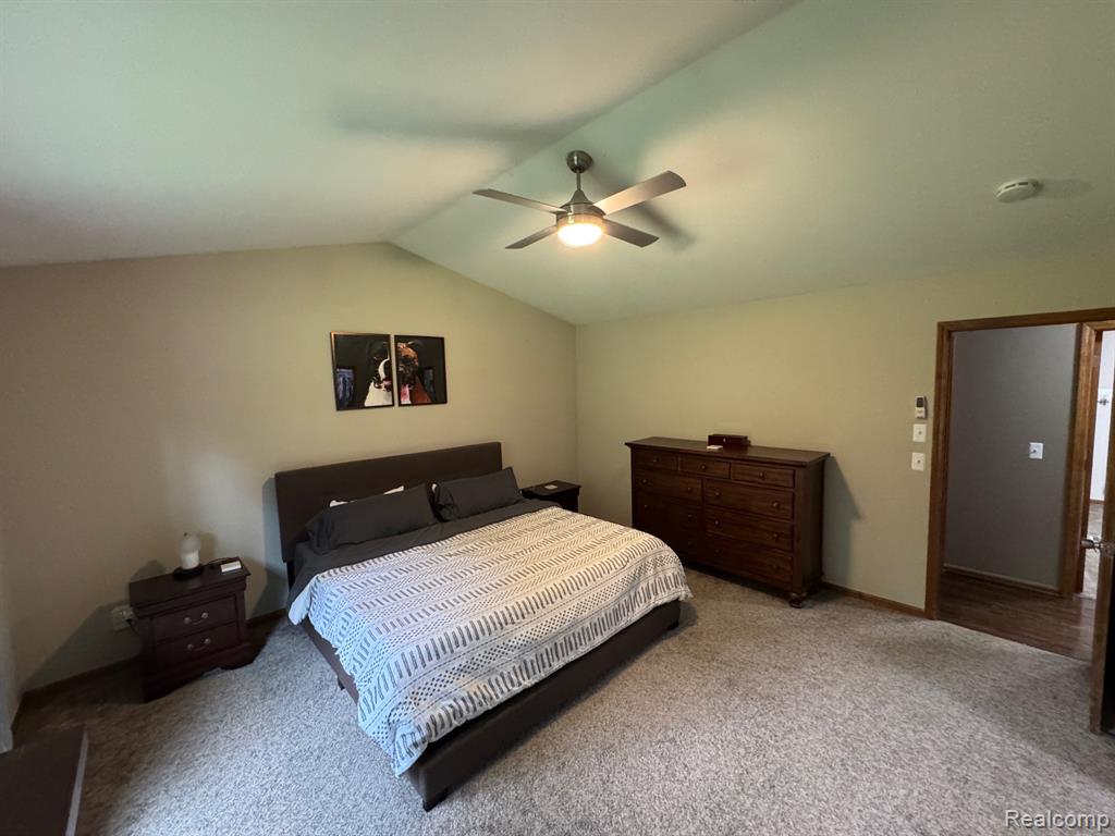 5851 Kingfisher Lane, Clarkston, MI — Photo 43