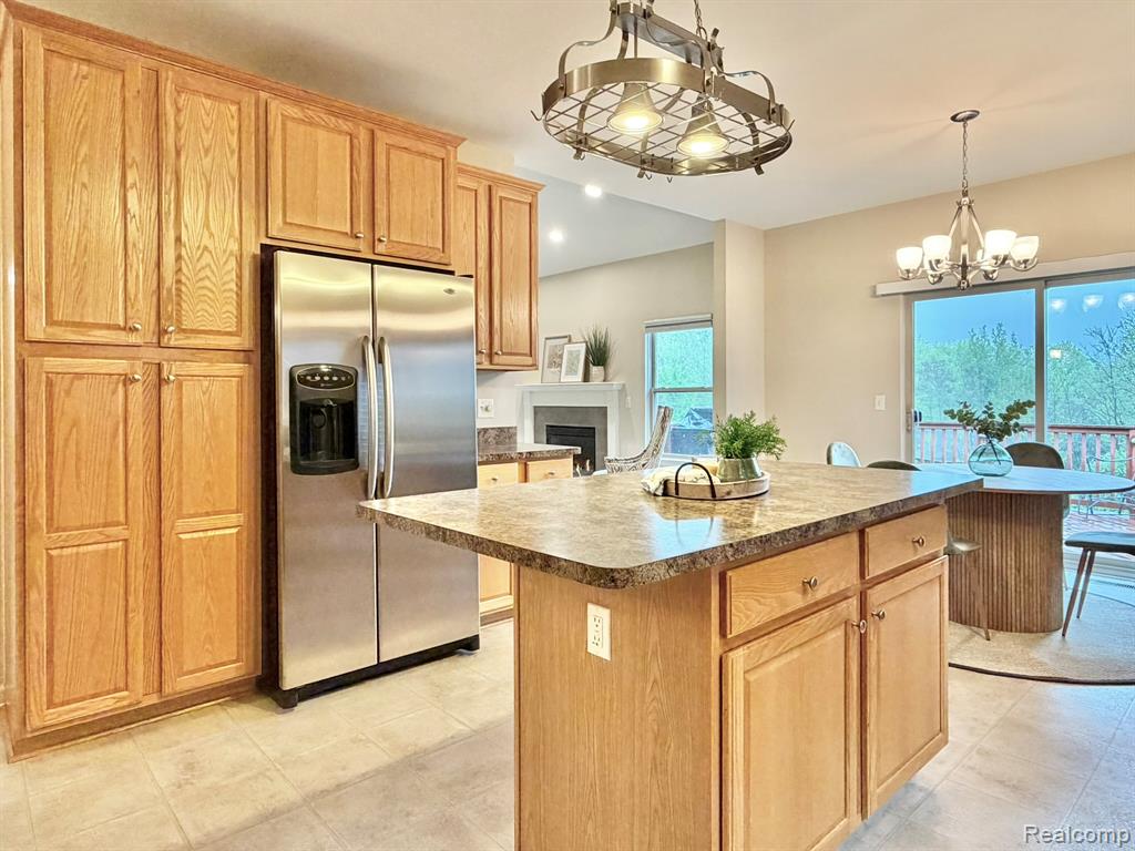 4438 Thornhill Drive, Auburn Hills, MI 48326 — Photo 16