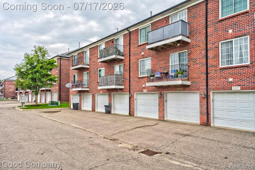 53041 Providence Drive, Utica, MI 48316 — Photo 41
