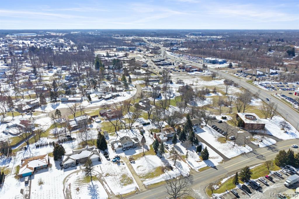 4168 McCandlish Road, Grand Blanc, MI 48439 — Photo 37