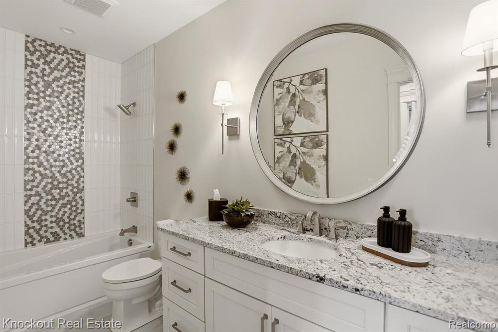 27 Hanover Drive, Frankenmuth, MI 48734 — Photo 31