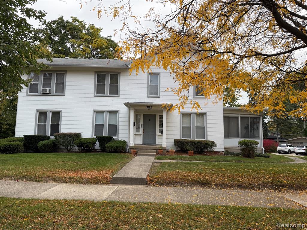 3122 Crooks Road, Royal Oak, MI 48073