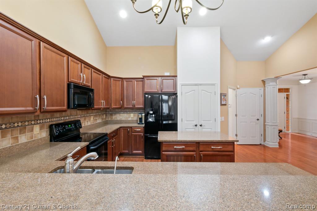 609 Telya Ridge, Milford, MI 48381 — Photo 16
