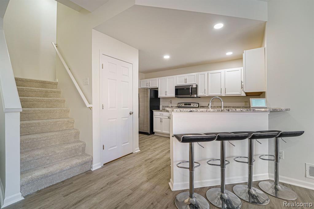 3042 CLOVERLY Lane, Ann Arbor, MI 48108 — Photo 10