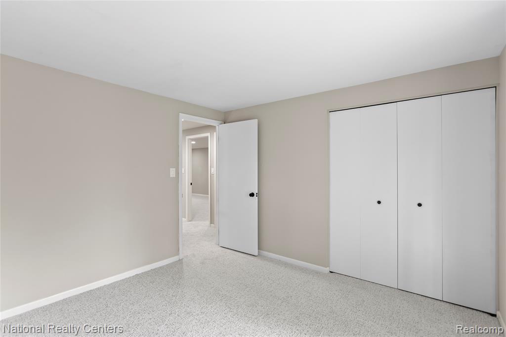 7103 Pebble Park Drive, West Bloomfield, MI — Photo 31