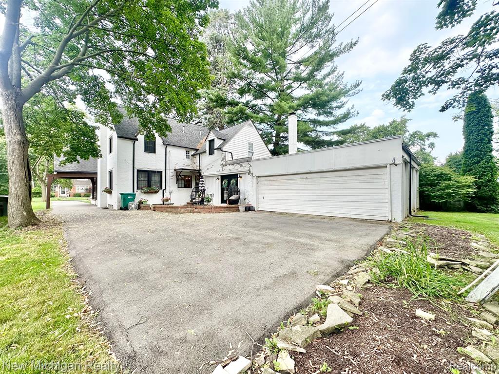 622 CLARK Street, Owosso, MI 48867 — Photo 47