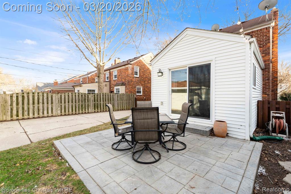 1922 Norwood Drive, Grosse Pointe Woods, MI 48236 — Photo 39
