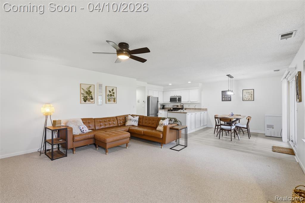 4964 Oak Hill Drive, Waterford, MI 48329 — Photo 5