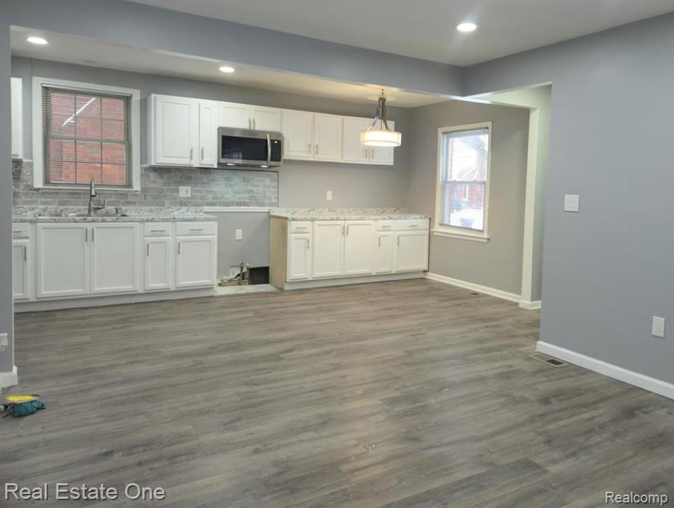 8254 Sussex Street, Detroit, MI 48228 — Photo 6