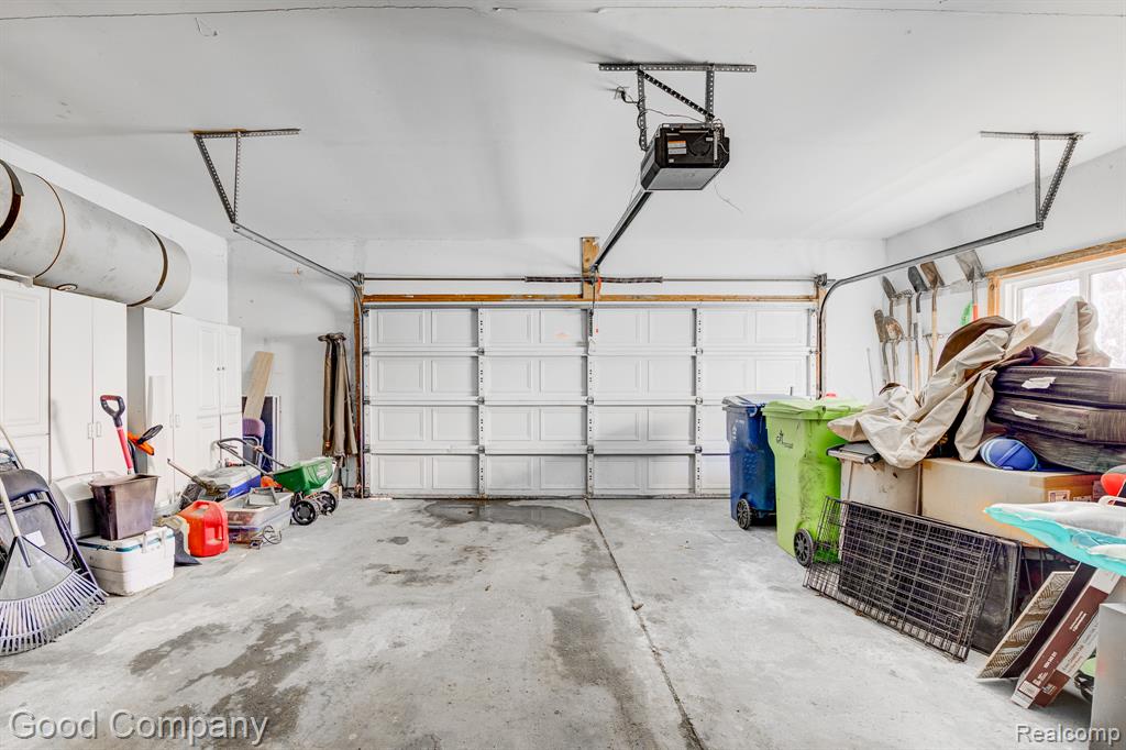 9526 Montgold Avenue, White Lake, MI — Photo 59