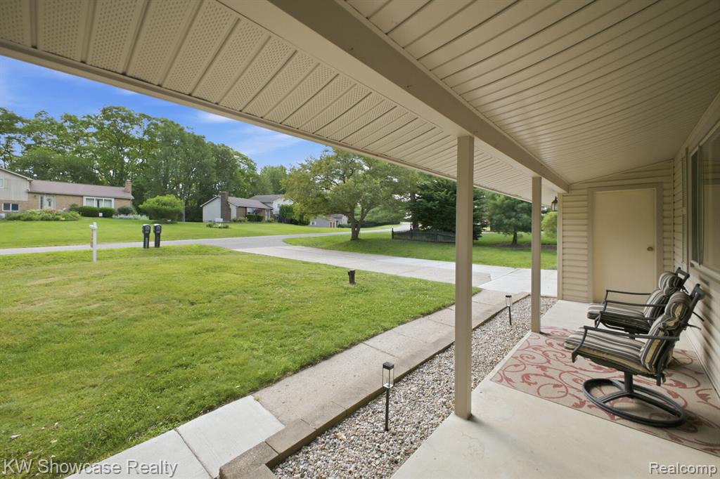 1659 Lockwood, Highland, MI 48356 — Photo 2