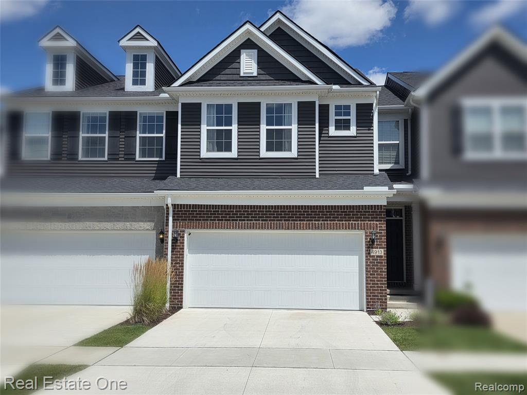 4913 Glenora Drive, 98, Lake Orion, MI