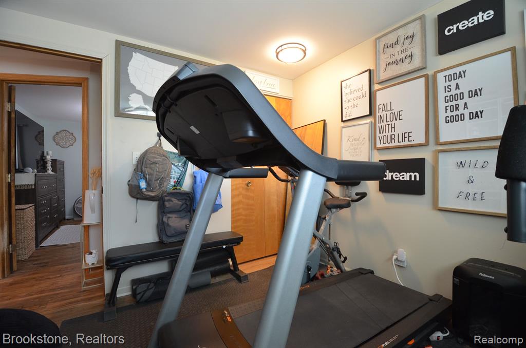 4856 CLINTON WAY Drive, Waterford, MI 48328 — Photo 52