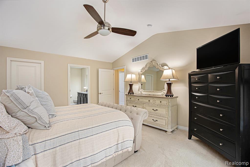 8023 Ivy Glen Park, White Lake, MI — Photo 20