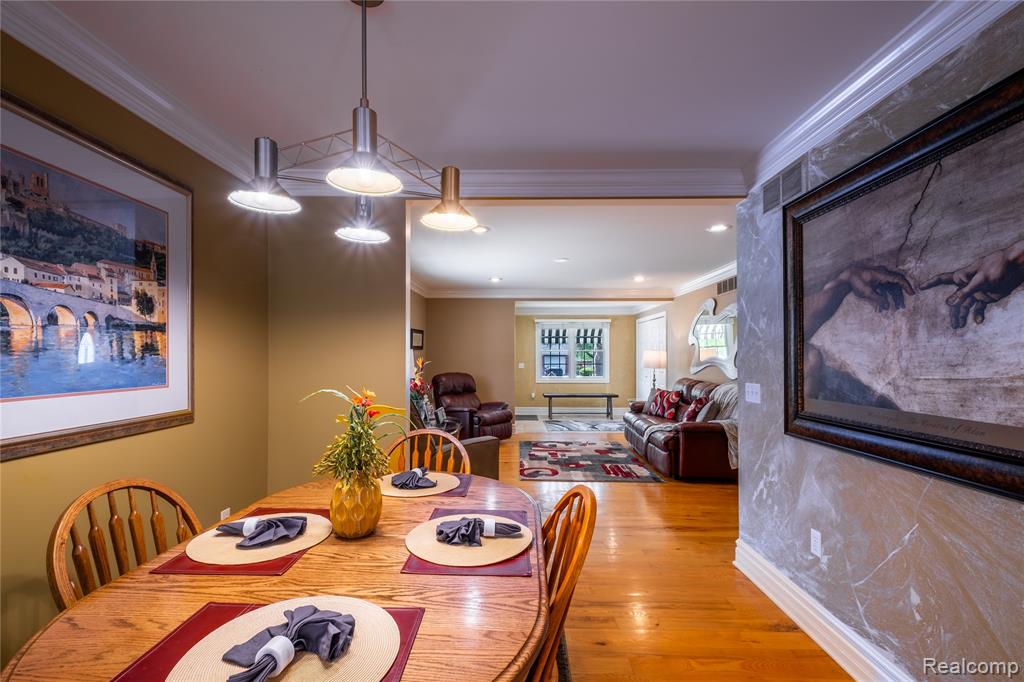 1255 Glendale Street, Burton, MI 48509 — Photo 11