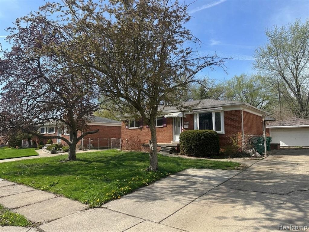 30026 Bock Street, Garden City, MI — Photo 18