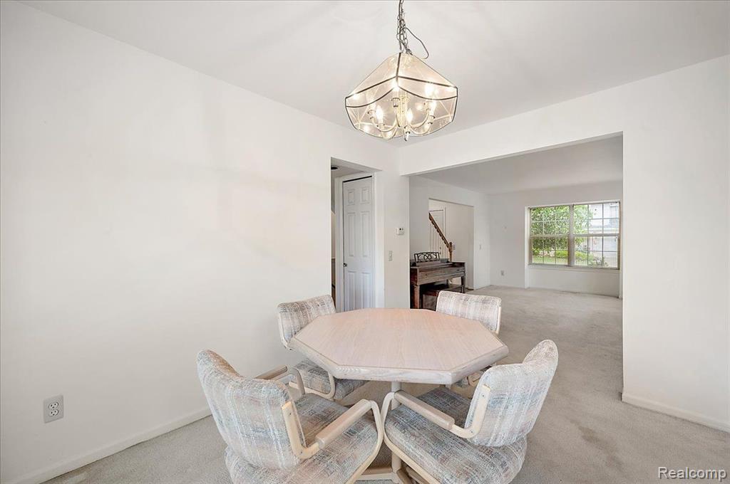47235 SCARLET Drive S, Novi, MI — Photo 15