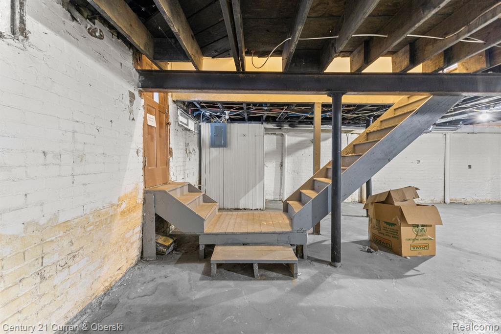 874 EDISON Street, Detroit, MI 48202 — Photo 28