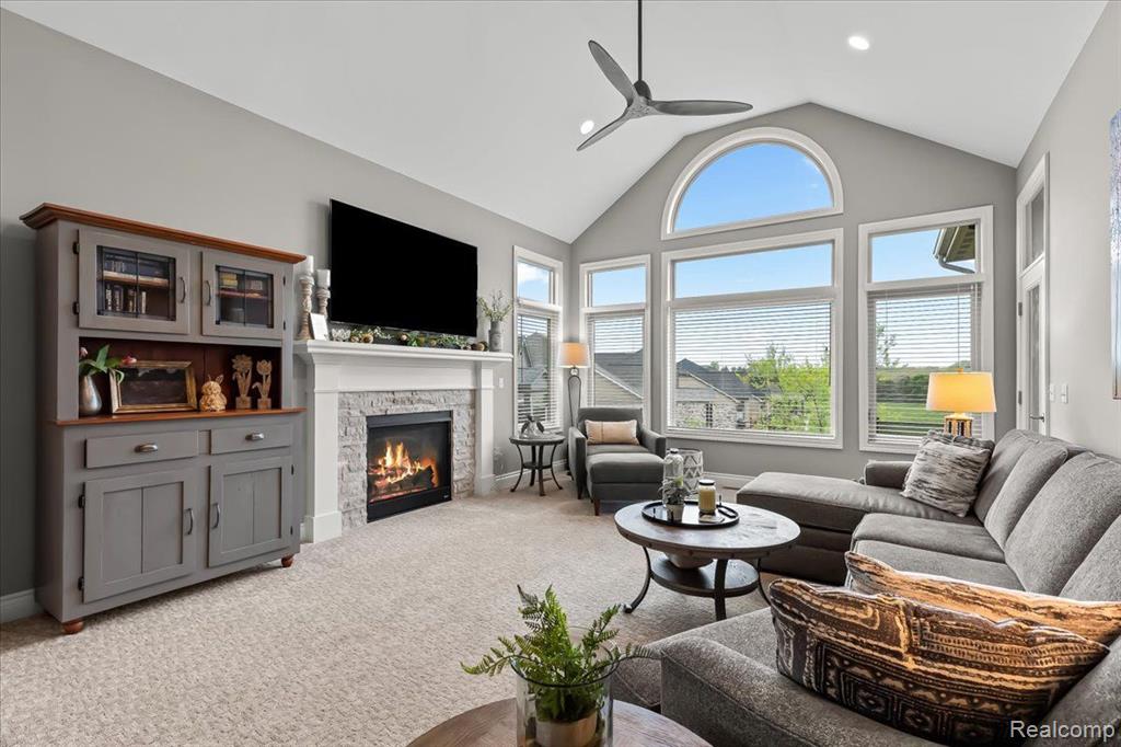 8350 STONEY CREEK Drive, South Lyon, MI 48178 — Photo 10