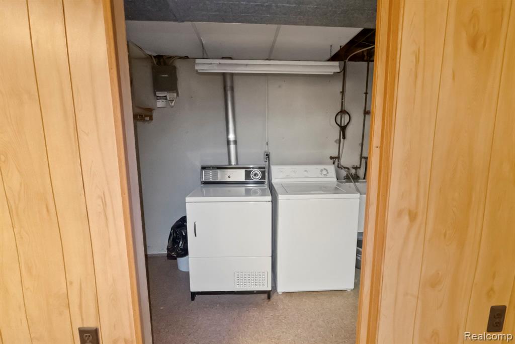 23507 N Rockledge, Novi, MI — Photo 21