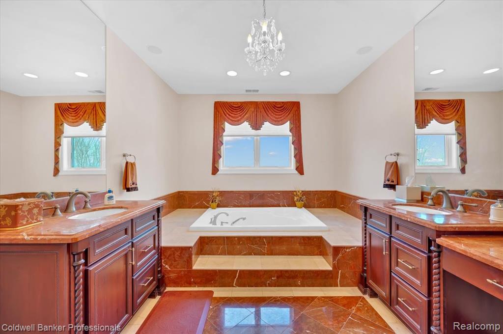 4359 Longview Drive, Lapeer, MI 48446 — Photo 37