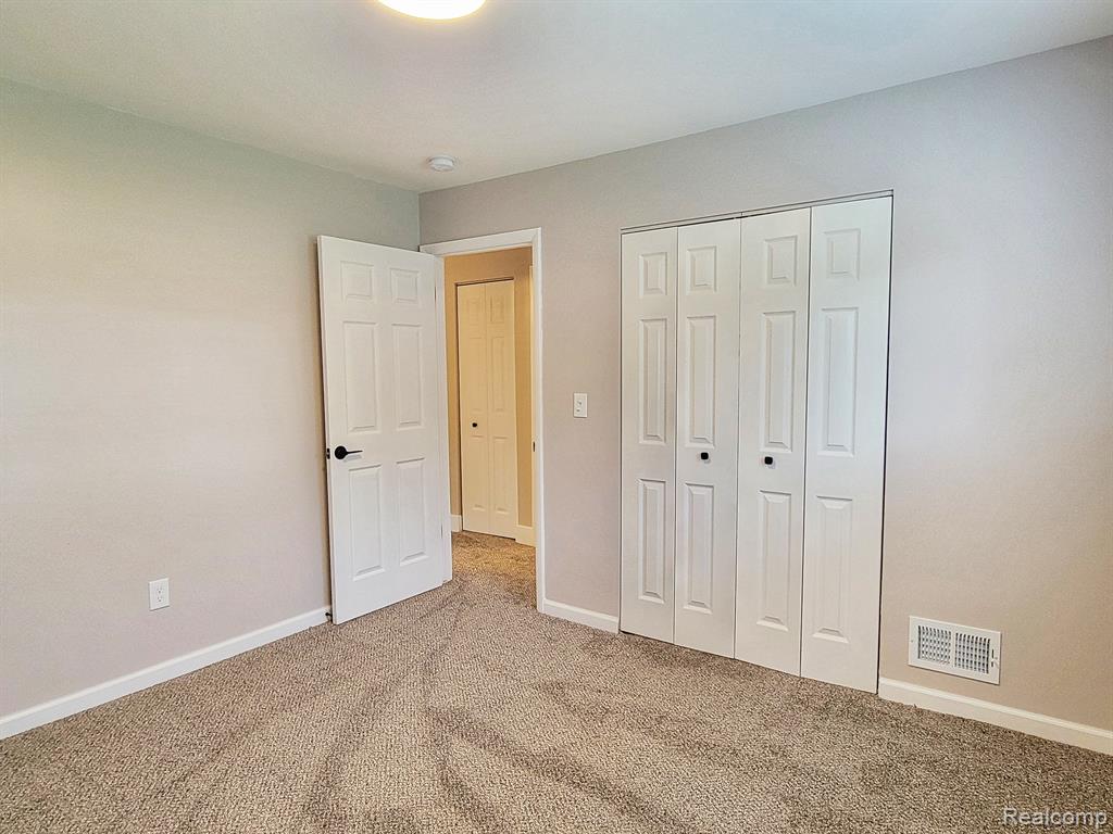 4612 KATHERINE Street, Dearborn Heights, MI 48125 — Photo 21