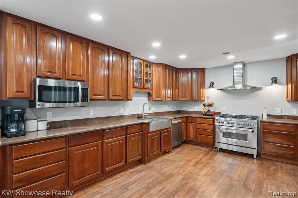 1112 W Cook Road, Grand Blanc, MI 48439 — Photo 15