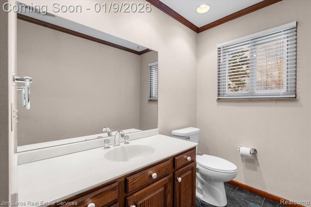 81 Moross Road, Grosse Pointe Farms, MI 48236 — Photo 14