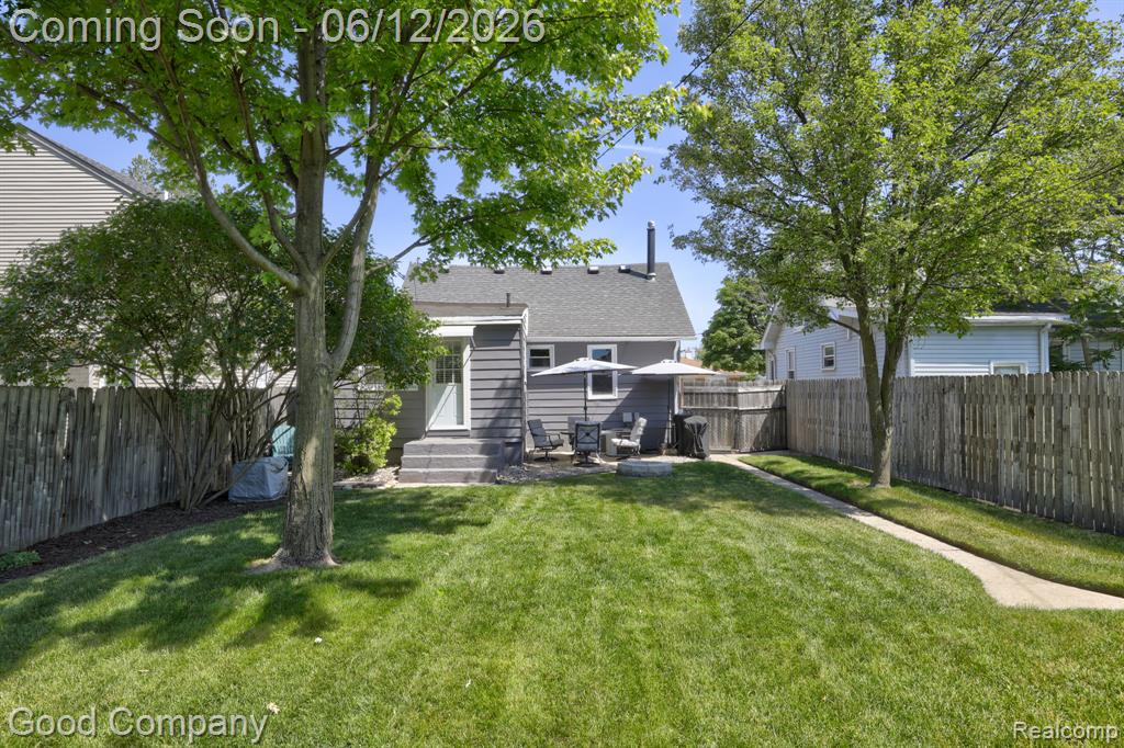 45 W Morehouse Avenue, Hazel Park, MI 48030 — Photo 33