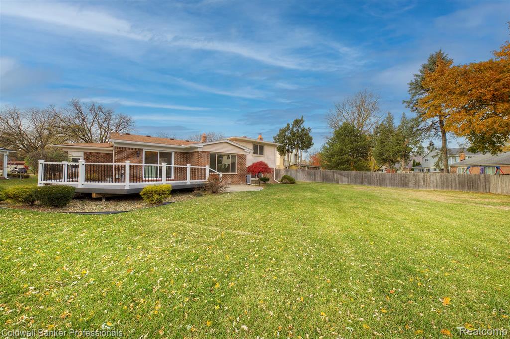 5076 Tyler Drive, Troy, MI 48085 — Photo 2
