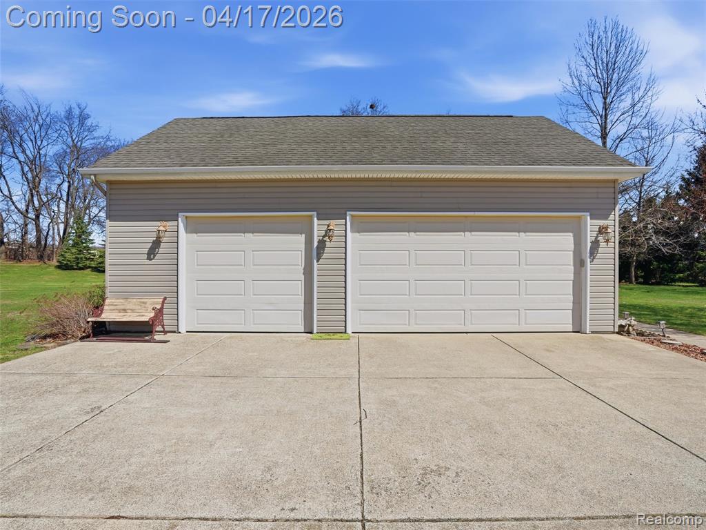 4695 Melanie Lane, White Lake, MI 48383 — Photo 49