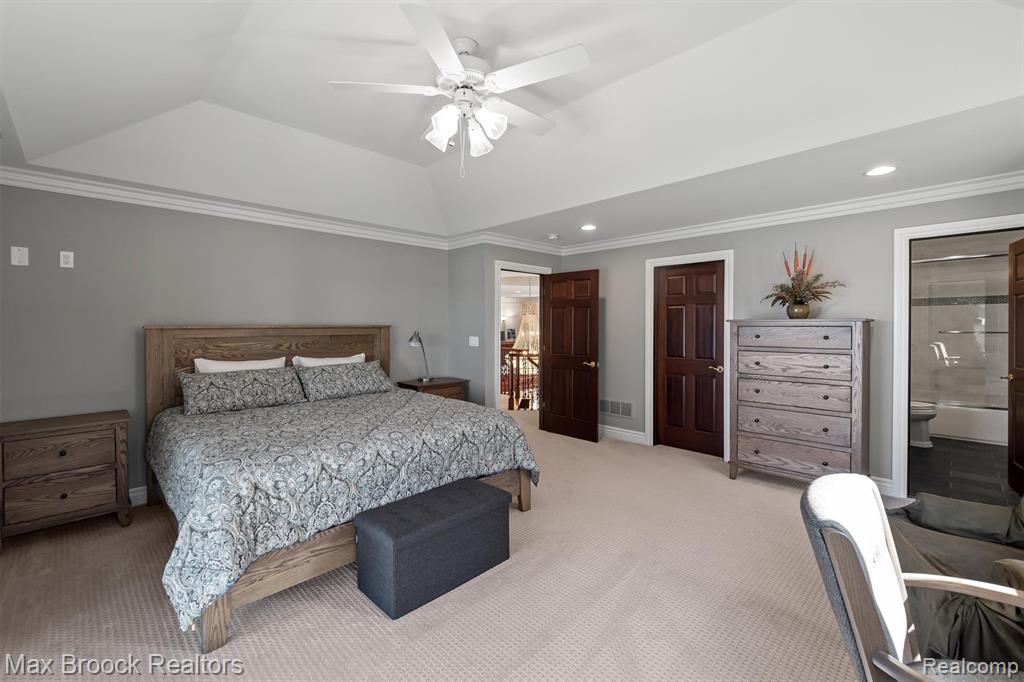 4764 Dow Ridge Road, Orchard Lake Village, MI 48324 — Photo 49