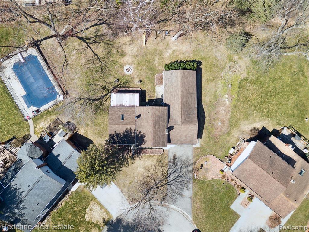 8272 W Huron Court, White Lake, MI — Photo 36